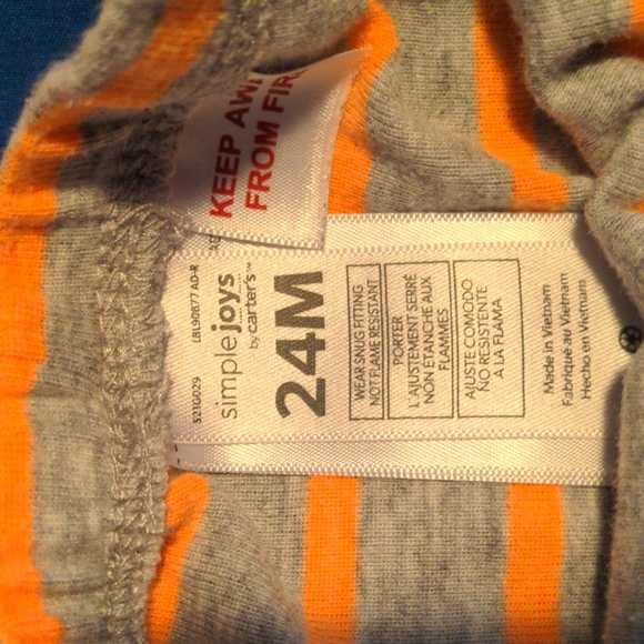 Carter's sleep set with PinkFong bonus shirt 24month - Picture 8 of 8